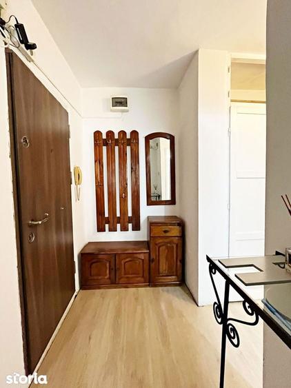 Apartament cu 3 camere decomandat în Decebal
