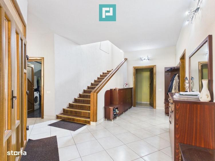 Casă cu 4 camere în Ultracentral