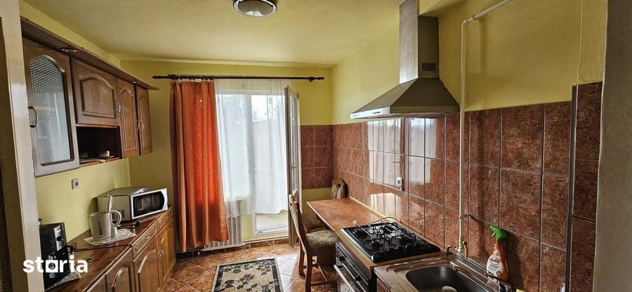 Apartament cu 4 camere decomandat în Ultracentral