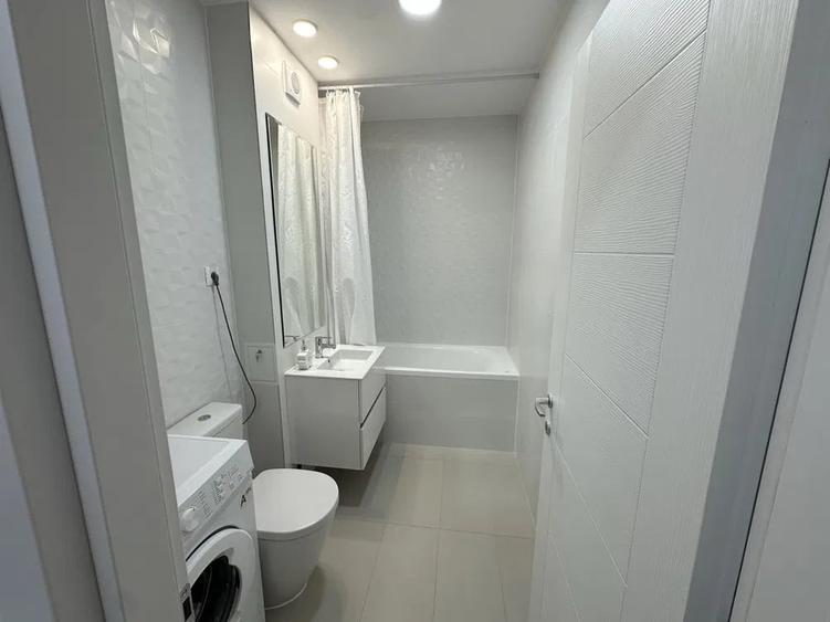 Garsoniera | Hils Titanium | Loc parcare | Centrala | Balcon | Metrou - 6