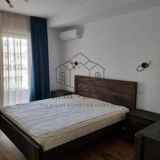 Apartament cu 3 camere, mobilat în Victoriei