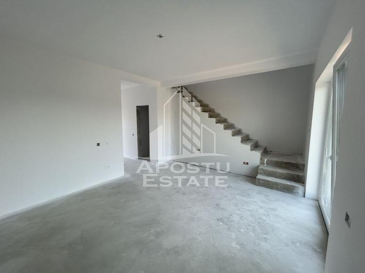 Vand apartament in triplex P+E+M, proiect deosebit, la al... - 1