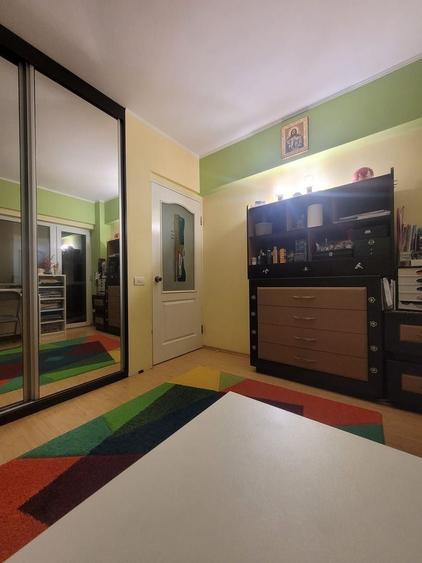 Primo, doua camere decomandat etaj 1 - 4