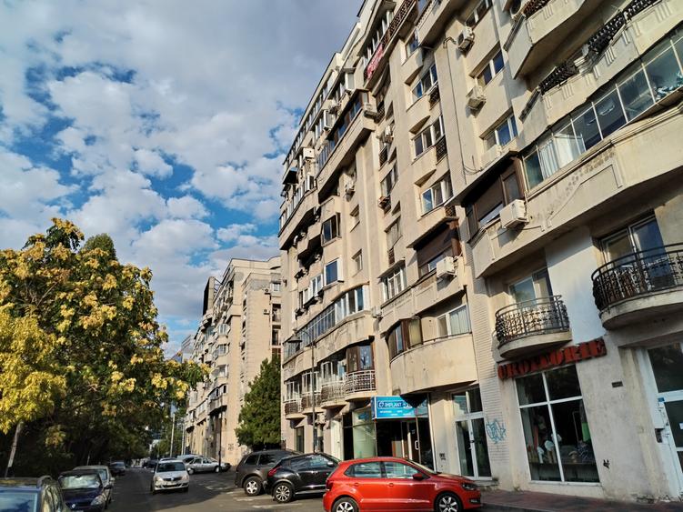 Unirii-Mamulari, spate magazin, decomandat, 3 minute metrou, luminos, etaj 2 - 1