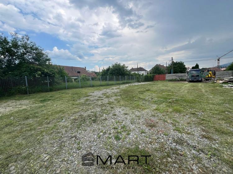 teren 2000 mp  in Cisnadie - 1