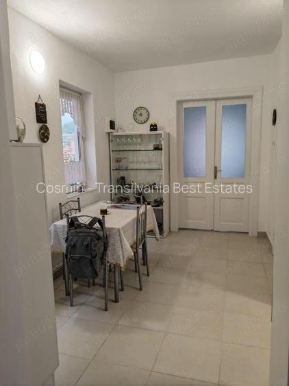 Casa la cheie, Brasov, intrarea in Schei.