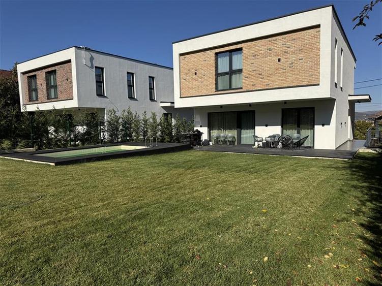 Casa Individuala finisata si mobilata ,situata in cartierul Andrei Muresanu! - 26