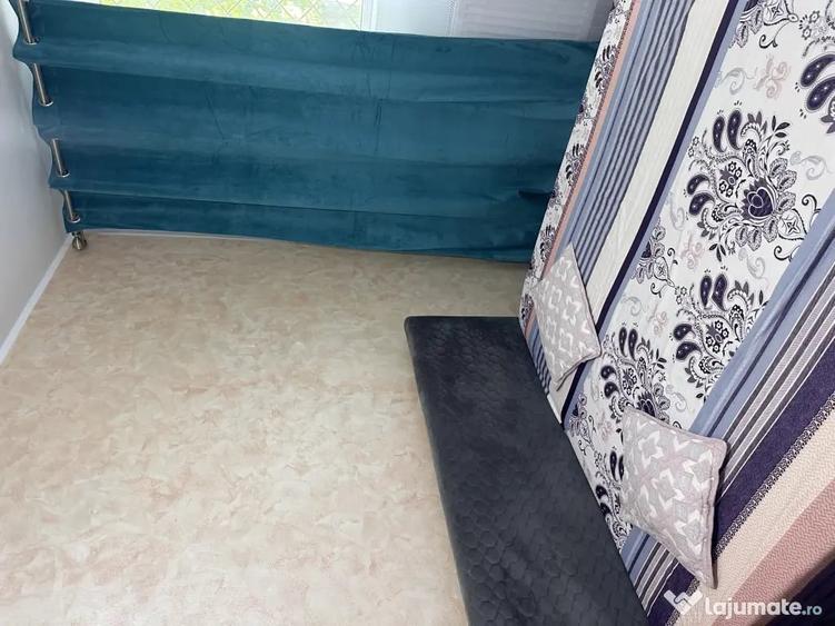 Apartament cu 4 camere decomandat în Titan
