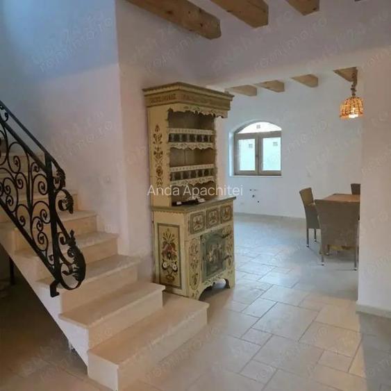 Casa 160 mp Tractorul