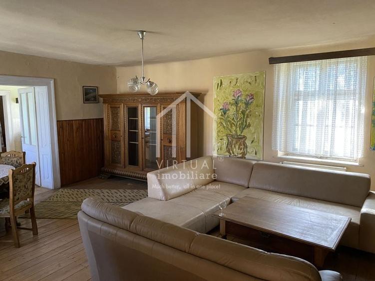 Casa de vanzare in Sibiu, cu doua apartamente - 1
