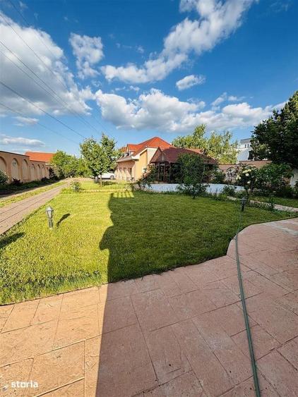 Vila Cu 14 Camere Si 3405 Mp Teren In Sanmartin - 5