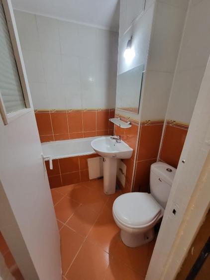 Ap. 2 cam. dec., CT, mobilat/utilat,Bd.Chimiei-IULIUS MALL - 5