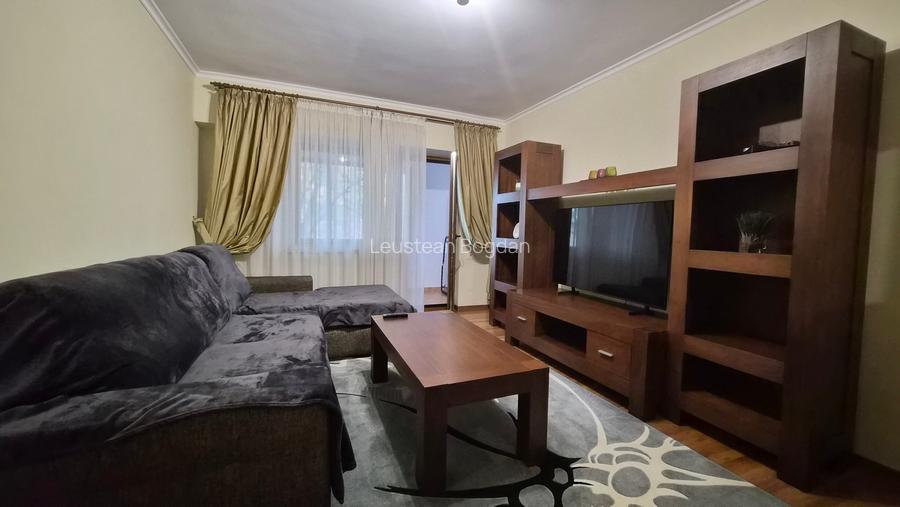 Capitol - ap 3 cam , et 2/4 , renovat integral (mobilat si utilat complet)