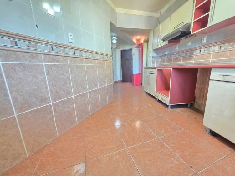Apartament cu 2 camere, Obor/ Mosilor, 55 mpt, bloc 1981, et. 7 din 9 - 2
