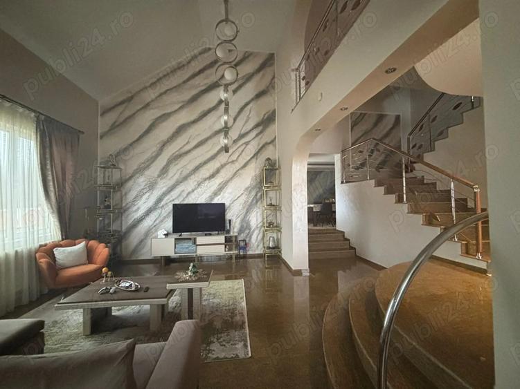 CASA SPA?IOASA cu 5 dormitoare,curte mare ?i padure in spate - 9