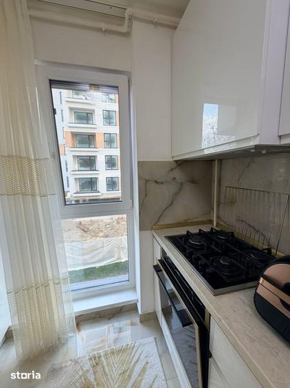 Apartament cu 3 camere decomandat, mobilat în Baicului