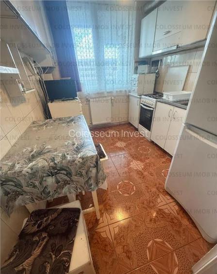 Apartament 3 camere, semidecomandat - zona Garii/Victoriei