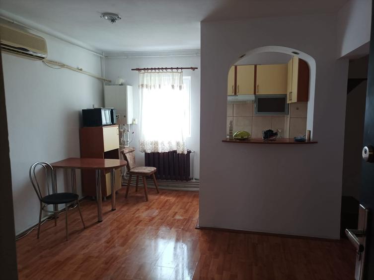 Vand apartament 3 camere - 1