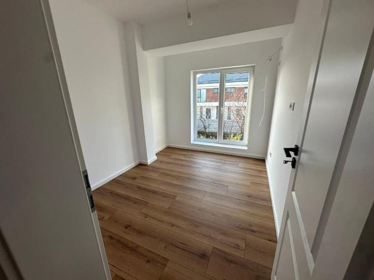 DEZVOLTATOR CASA 4 CAMERE FINALIZATA SECTOR 3 - 11