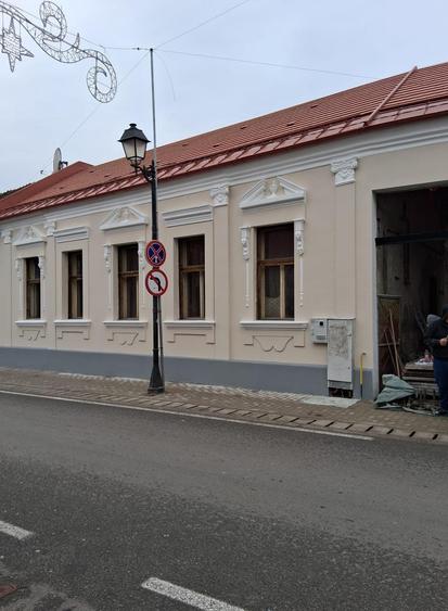 CLADIRE ISTORICA(1895), 150 mp   Centrul Vechi Baia Mare! - 1