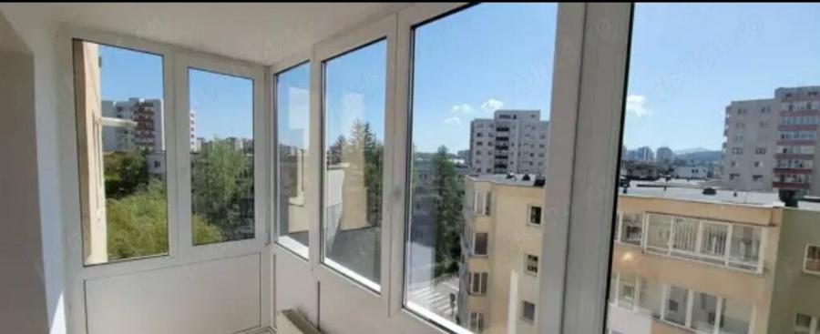 Apartament cu 4 camere, decomandat - zona Grivitei - 5