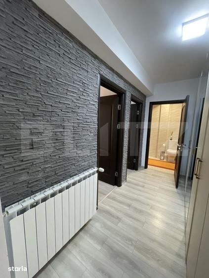 Apartament cu 3 camere semidecomandat în Central