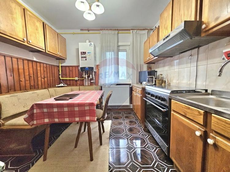 Apartament cu 4 camere de vanzare în zona Eliberarii - 7