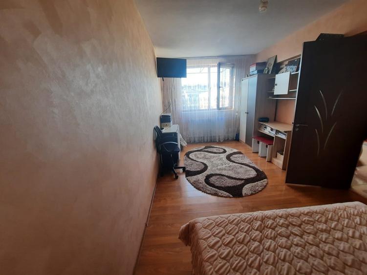 Apartament cu 1 camera decomandat, etaj 4/4, zona Frumoasa - 2