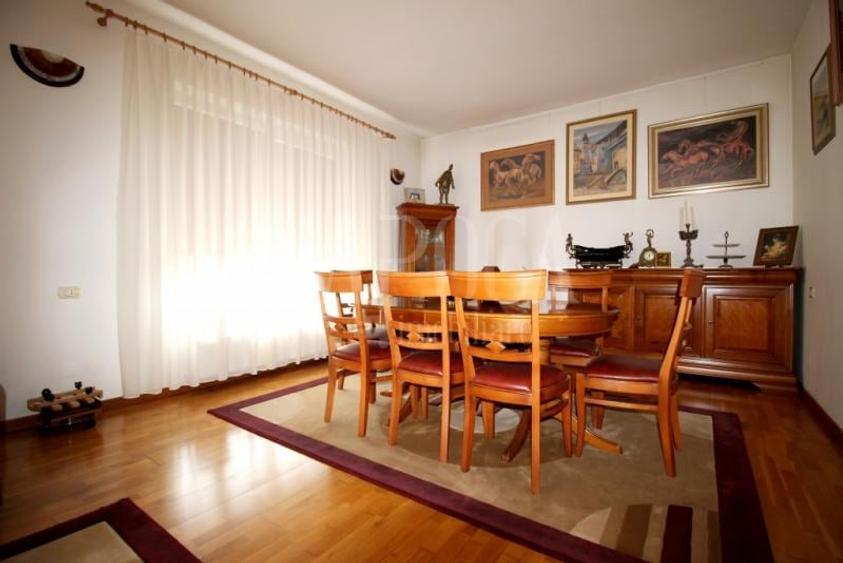 Casa 4 camere de vanzare in Floresti - 1