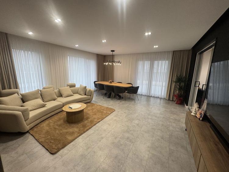 Casa de vanzare ultramoderna - 7