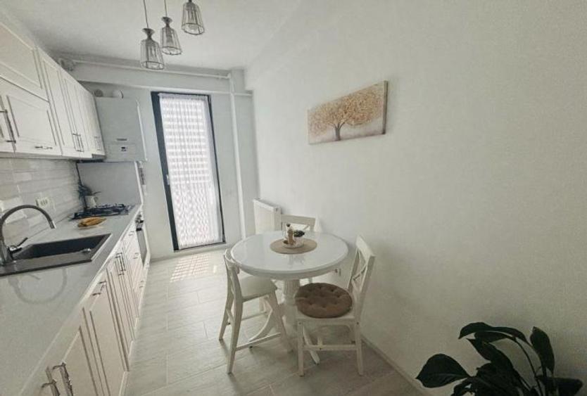 Cumpăna(la intrare) apartament 2 camere - 2