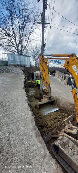 Vand excavator inchirieri utilaje - 5