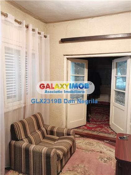 Domenii, urgent, casa3 camere,curte proprie - 3