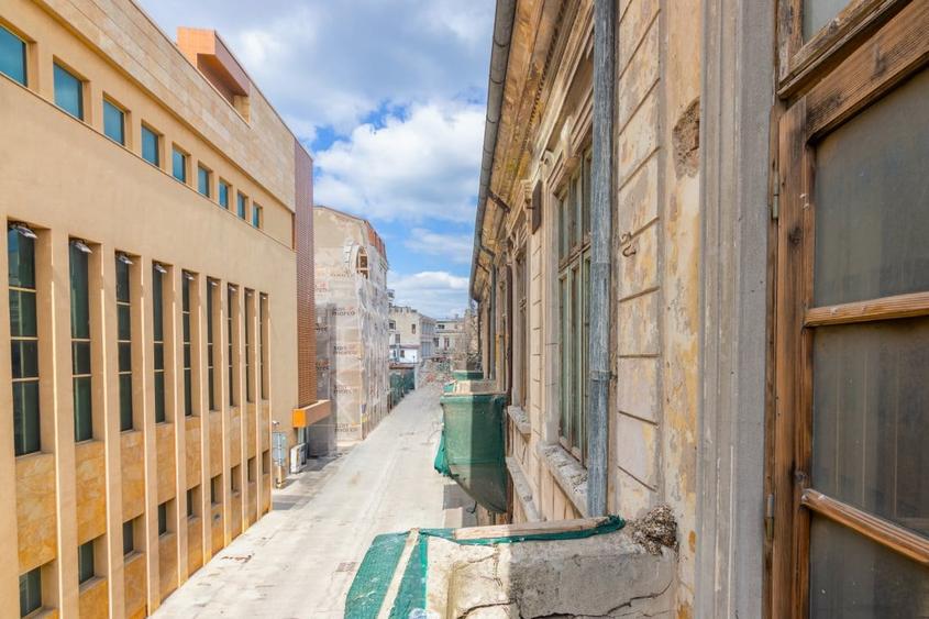 Piata Ovidiu - Zona Peninsulara Imobil D+P+1+Pod cladire renovabila 657 mp - 1