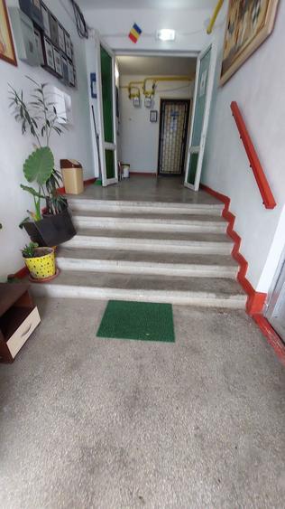 Inchiriez garsoniera Etaj 1 Zona ANAF / Complex Agneza - 6