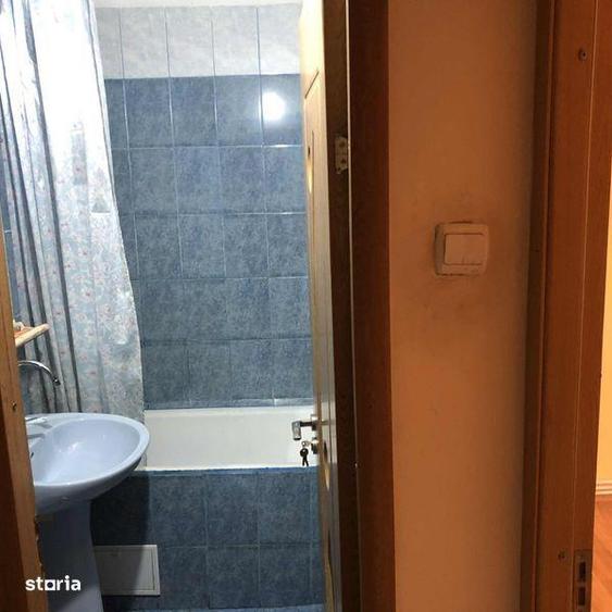 Apartament 3 camere semidecomandat - 1