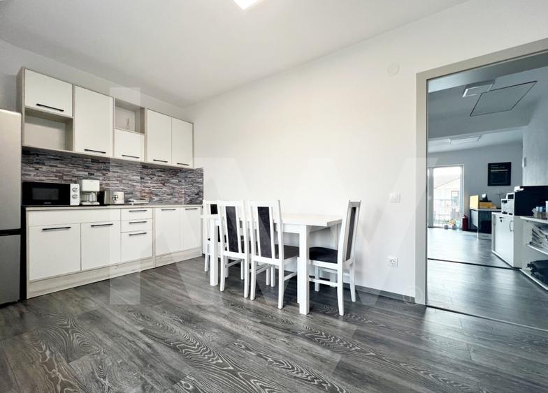 Casa mare cu teren generos – perfect impartita pentru birouri sau 4 apartamente - 13