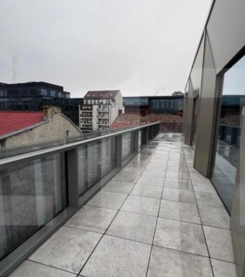 Clasa A Smart, 332mp, Central - 1