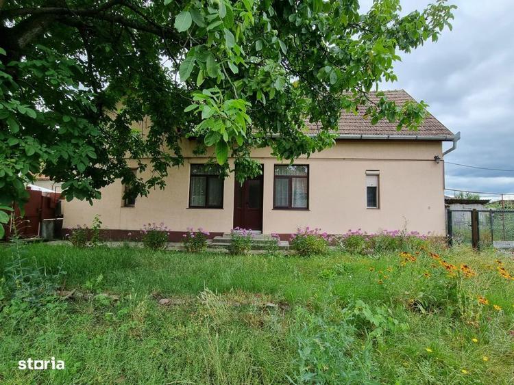 Teren generos 1411 mp cu casa veche si utilitati, zona centrala - 8