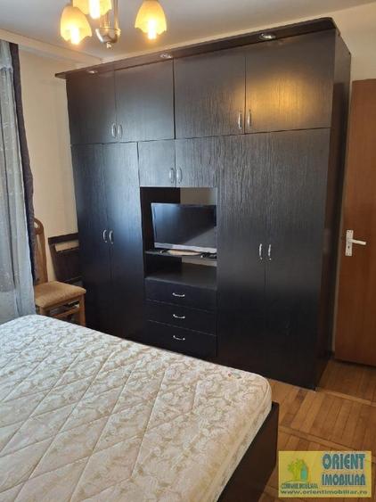 FAR, de vanzare 3 camere, decomandat, etaj 1, gaze - 4