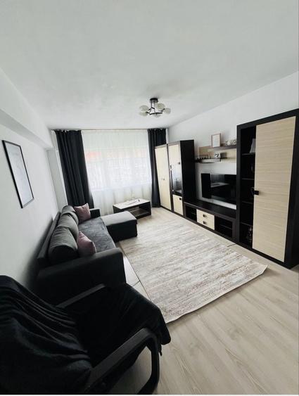 Vand apartament cu 3 camere ultra central - 4