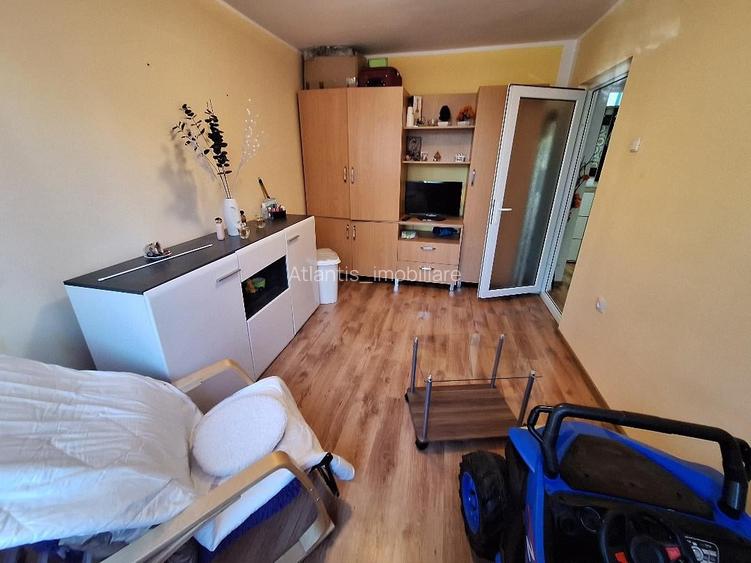 2 decomandate Micro 19 1/4  34mp  Mobilat/Utilat 55000Euro