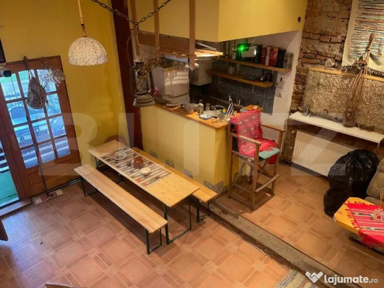 Casa cu doua corpuri, Zarnesti, pretabil pensiune sau casa d - 17