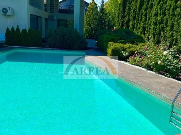 Vila lux de vanzare in cel mai dorit complex din Erou Iancu Nicolae-locatie rara - 41