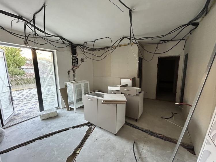 Spatiu comercial semifinisat 86 mp utili Borhanci - 3