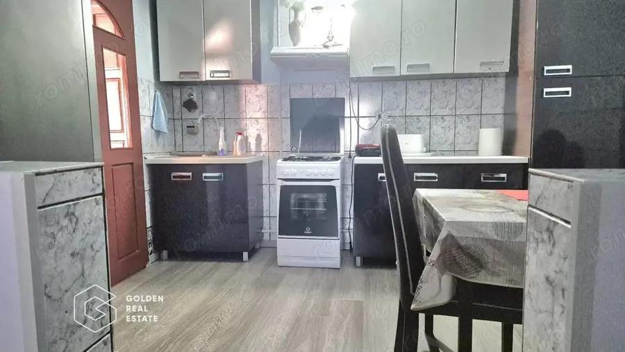 Casa spatiosa cu 5 camere, garaj si gradina, zona Gradiste - 7