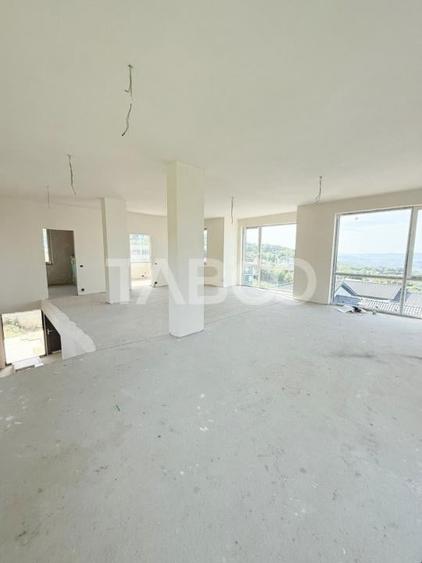 De vanzare casa individuala cu garaj teren de 700 mp zona Wonderland - 1