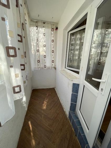 Se inchiriaza apartament cu 2 camere zona Cug langa piata - 2