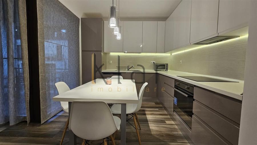 Apartament cu 3 camere semidecomandat, mobilat în Gheorgheni
