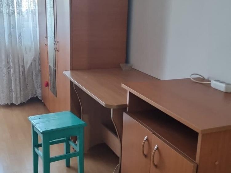 Garsonieră semidecomandată în Titan